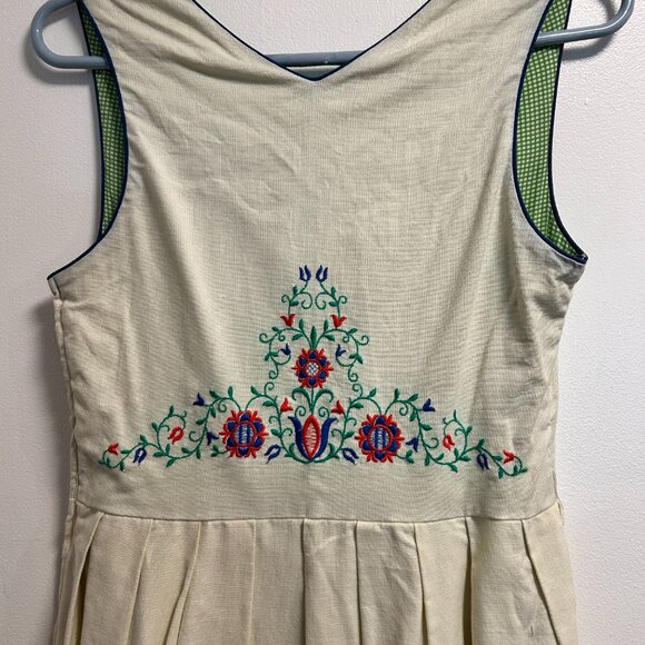 Dirndl JUNIOR size 44 approx xxs - Picture 7 of 10